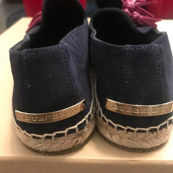 Burberry shoes size 7.5 espadrilles - Picture 3 of 3